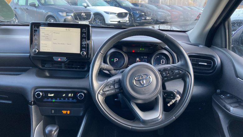 Toyota Yaris 1.5 Hybrid Design 5dr CVT Hybrid Hatchback
